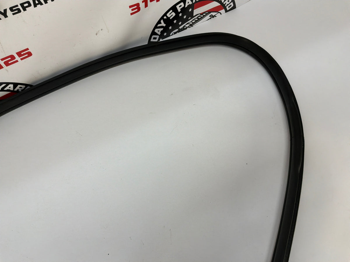 2014 Chevy SS Sedan LH Driver Front Door Weather Strip Rubber Seal OEM