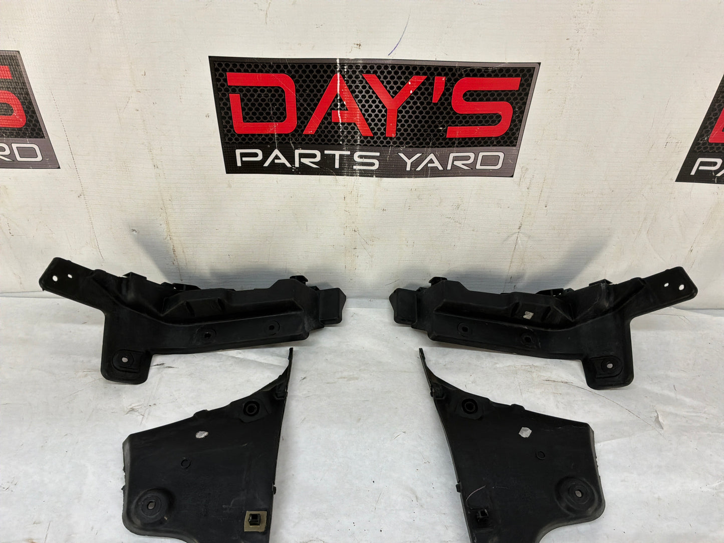Bumper brackets - Day's Parts Yard