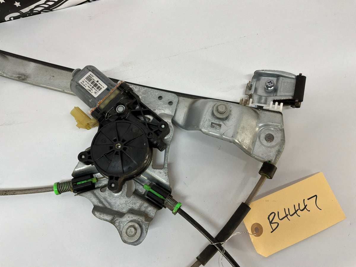 2014 Chevy Caprice PPV LH Driver Front Window Regulator Motor OEM