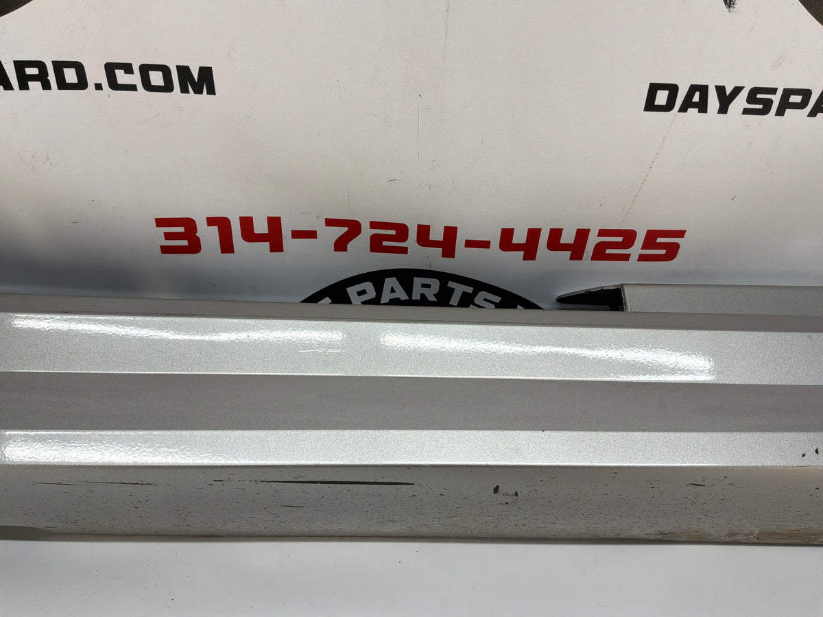 2006 Cadillac CTS-V RH Passenger Rocker Molding Side Skirts Panels OEM