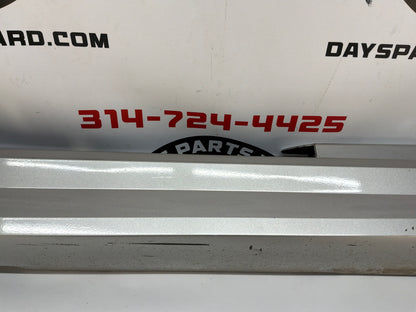 2006 Cadillac CTS-V RH Passenger Rocker Molding Side Skirts Panels OEM