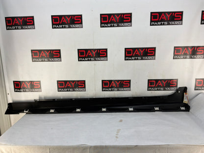 2008 Pontiac G8 GT RH Passenger Rocker Molding Side Skirt Panel Trim Black OEM