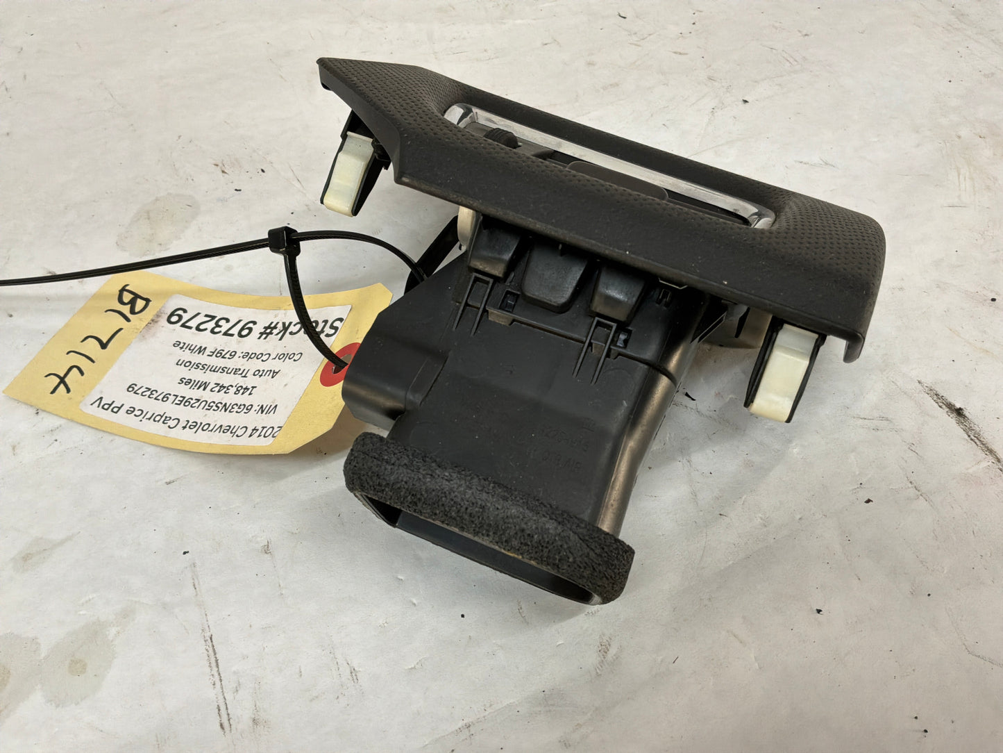 2014 Chevy Caprice PPV LH Driver Dash Vent Black Panel Insert OEM