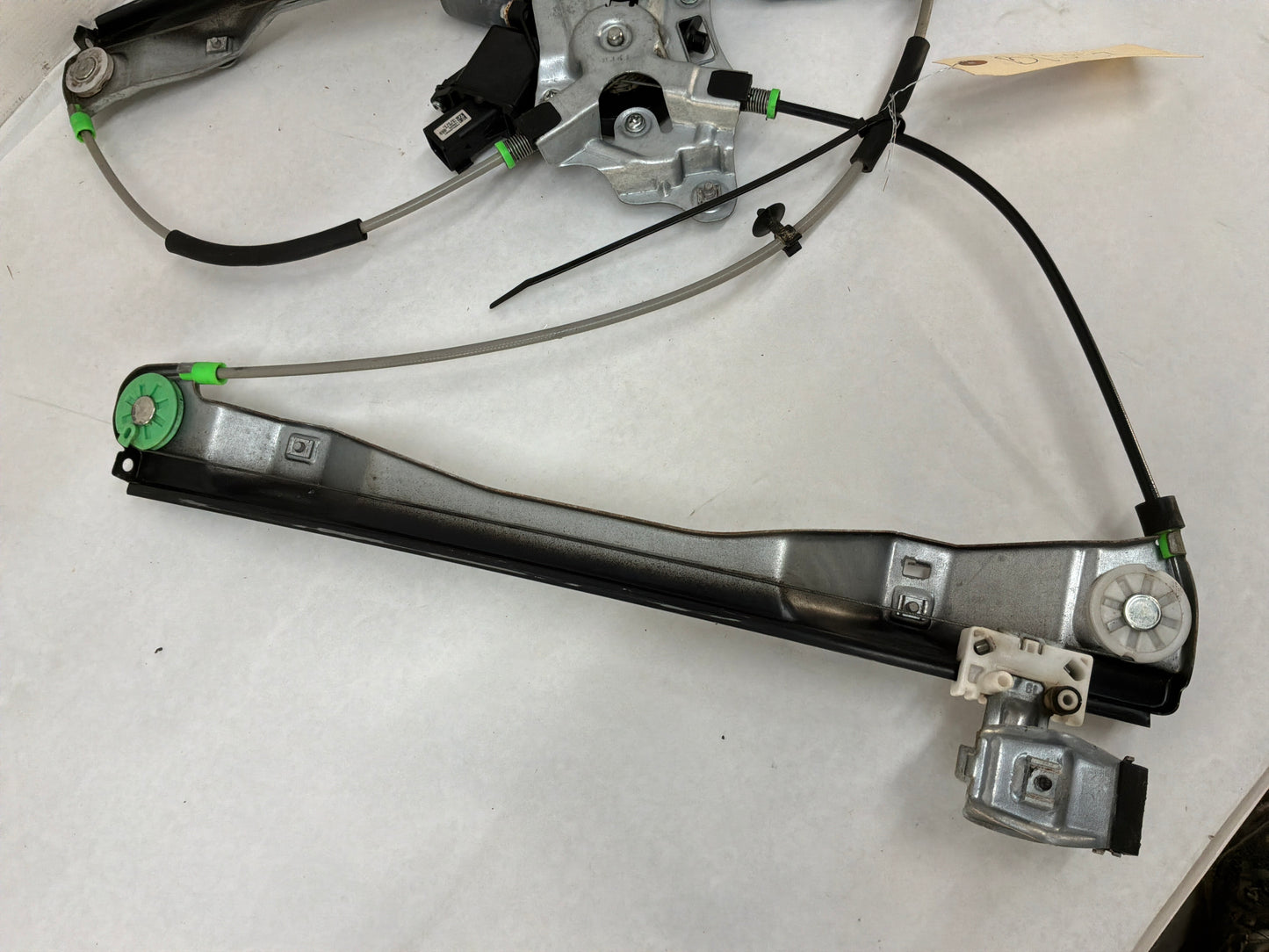 2015 Chevy SS Sedan LH Driver Front Window Regulator w/ Motor OEM