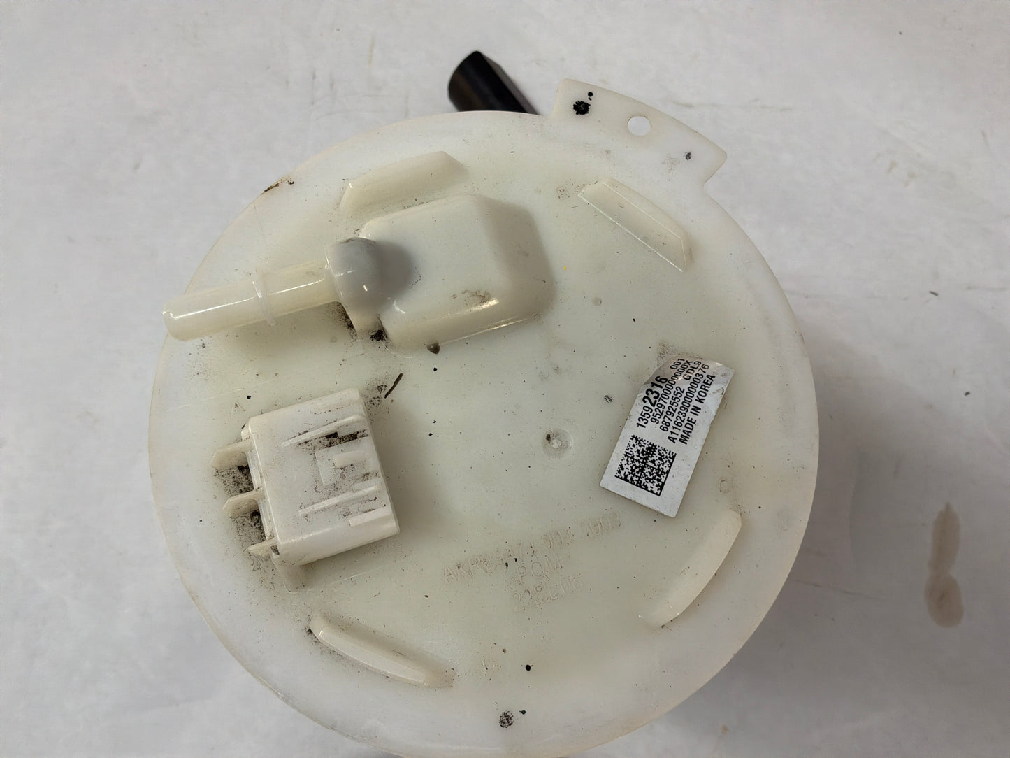 2017 Chevy SS Sedan Fuel Pump & Lever Sending Unit Assembly OEM