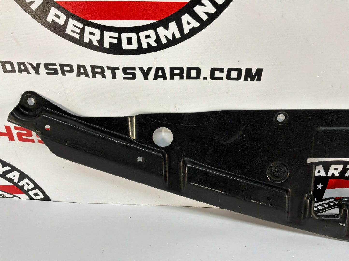 2011 Chevy Camaro SS Upper Radiator Shield Bumper Cover Brace OEM