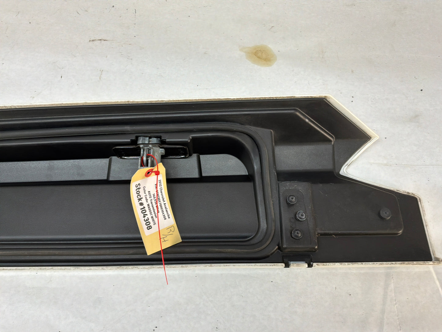 2012 Chevy Avalanche RH Passenger Bed Side Cargo Tool Storage Box Panel Lid OEM