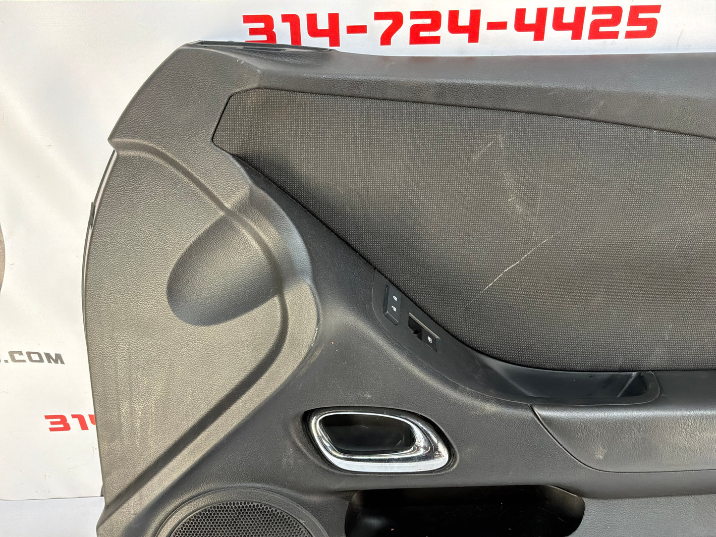 2015 Chevy Camaro SS 1LE RH Passenger Interior Door Panel Trim OEM