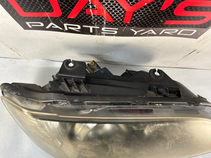 Rh headlight - Day's Parts Yard