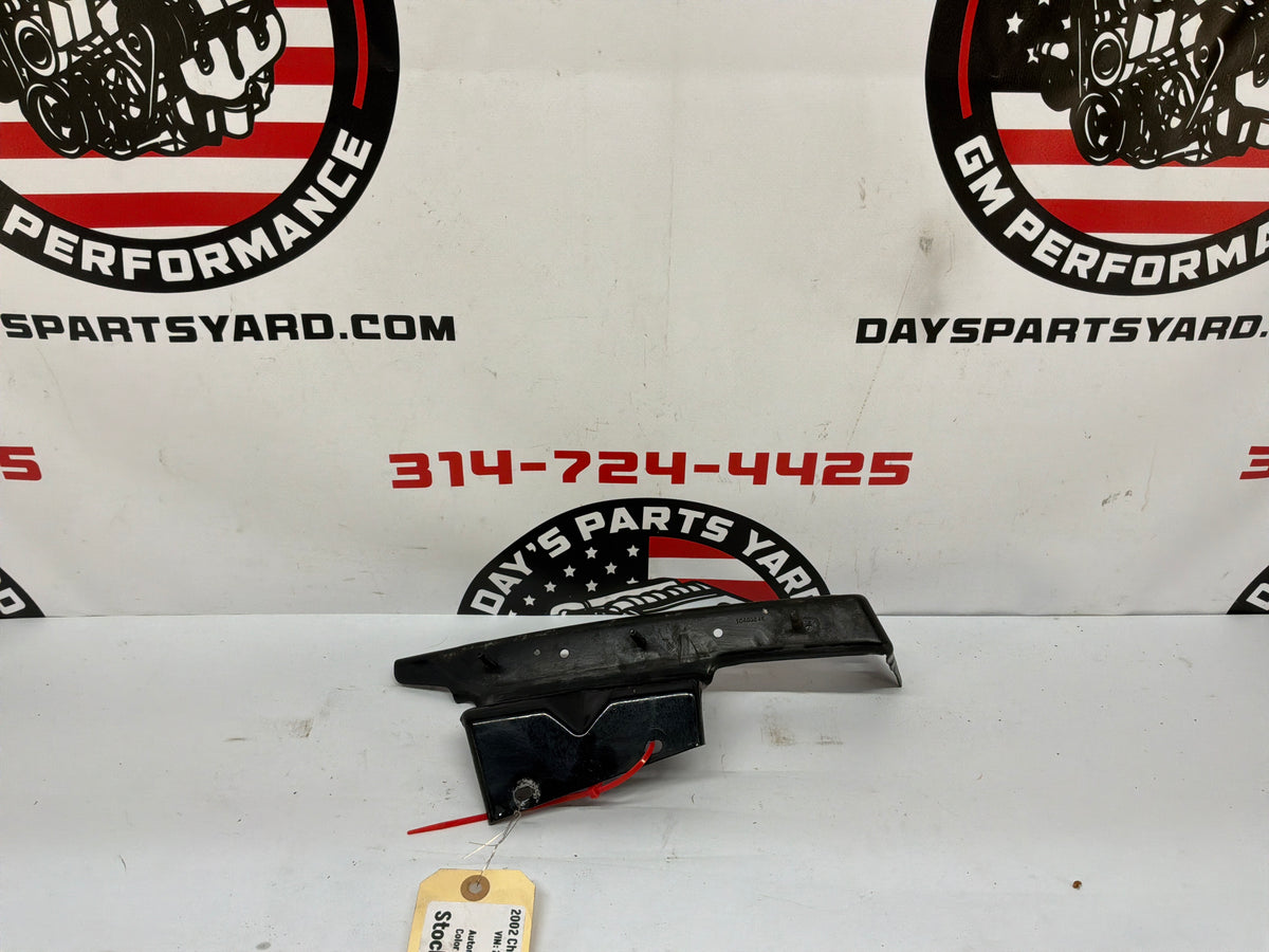 2002 Chevy Camaro Z28 RH Passenger Front Fender Bracket OEM