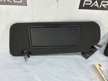 2008 Pontiac G8 GT RH & LH Sunvisor Sun Visor Shade w/ Clips OEM