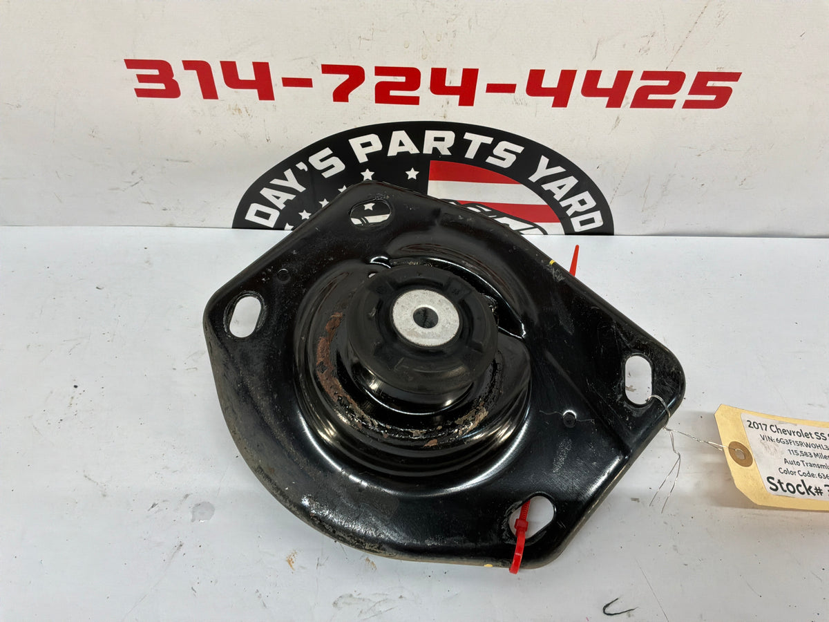 2017 Chevy SS Sedan RH Passenger Rear Strut Plate Top Hat OEM