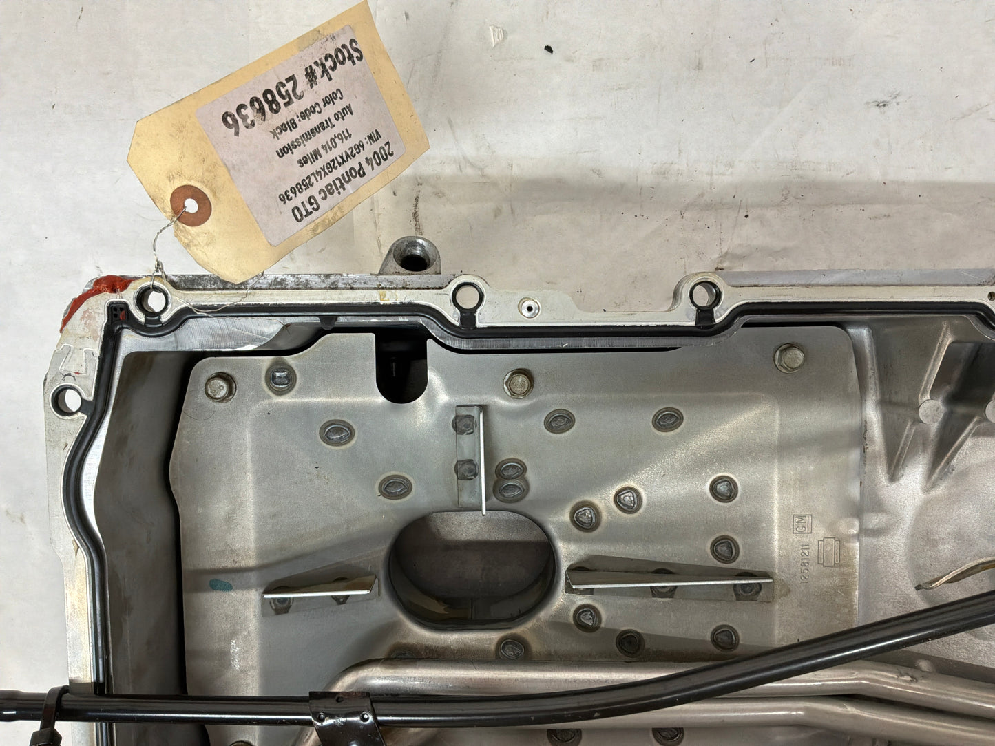 2004 Pontiac GTO Oil Pan Assembly Pick Up Tube Windage Tray OEM