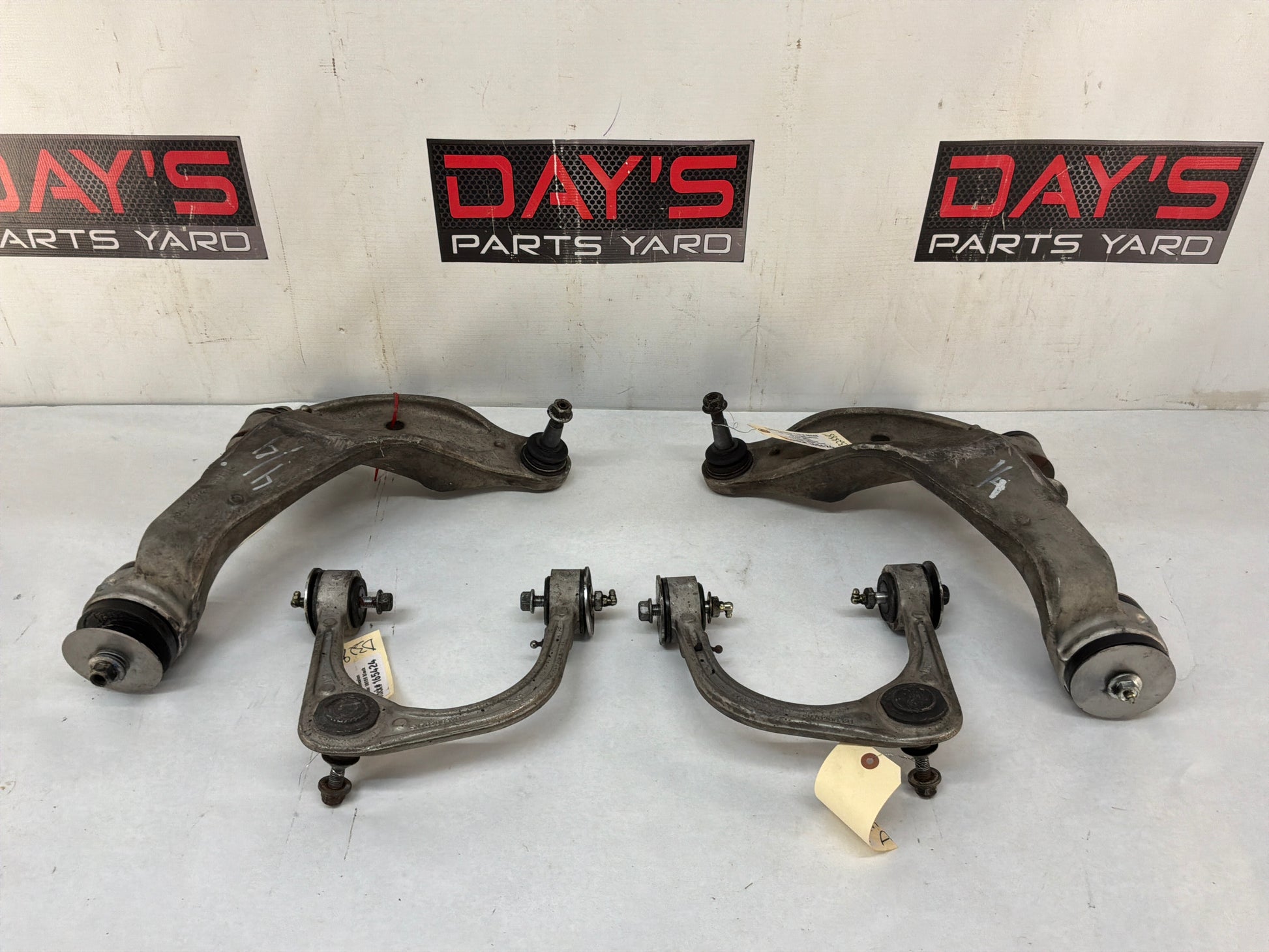 2013 Cadillac CTS-V Sedan RH & LH Front & Rear Upper Control Arm OEM - Day's Parts Yard