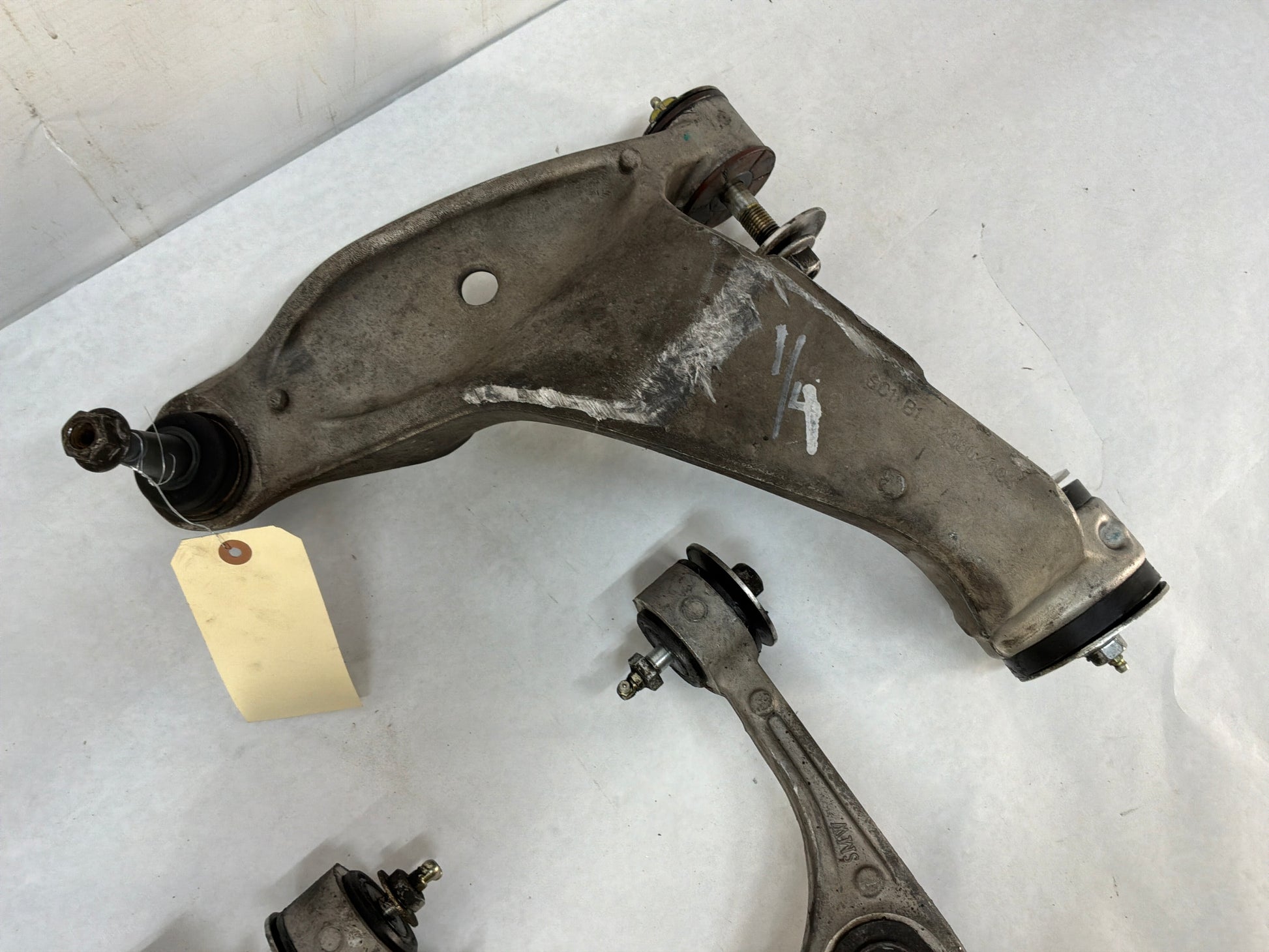 2013 Cadillac CTS-V Sedan RH & LH Front & Rear Upper Control Arm OEM - Day's Parts Yard