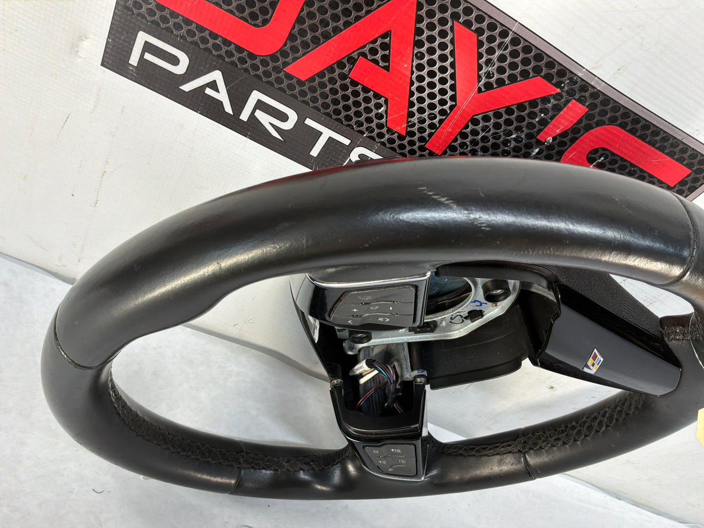 Steering wheel - Day's Parts Yard