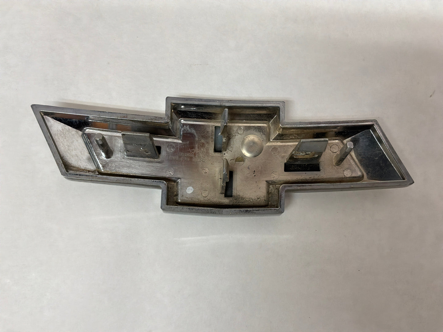 2017 Chevy SS Sedan Rear Trunk Deck Lid Bowtie Emblem Badge Logo OEM
