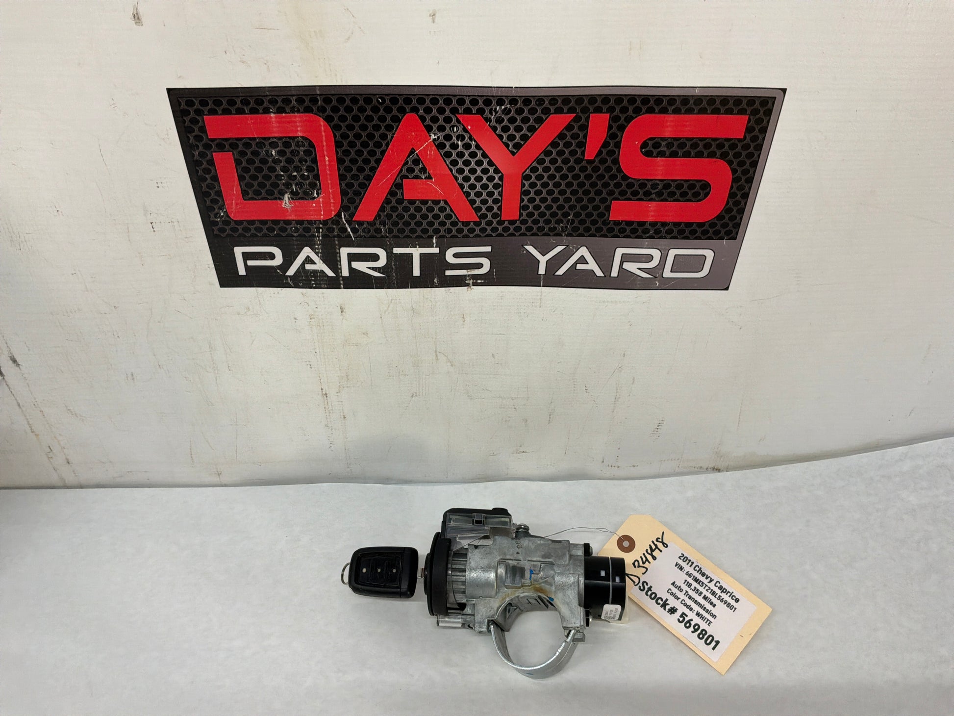 Ignition w key - Day's Parts Yard