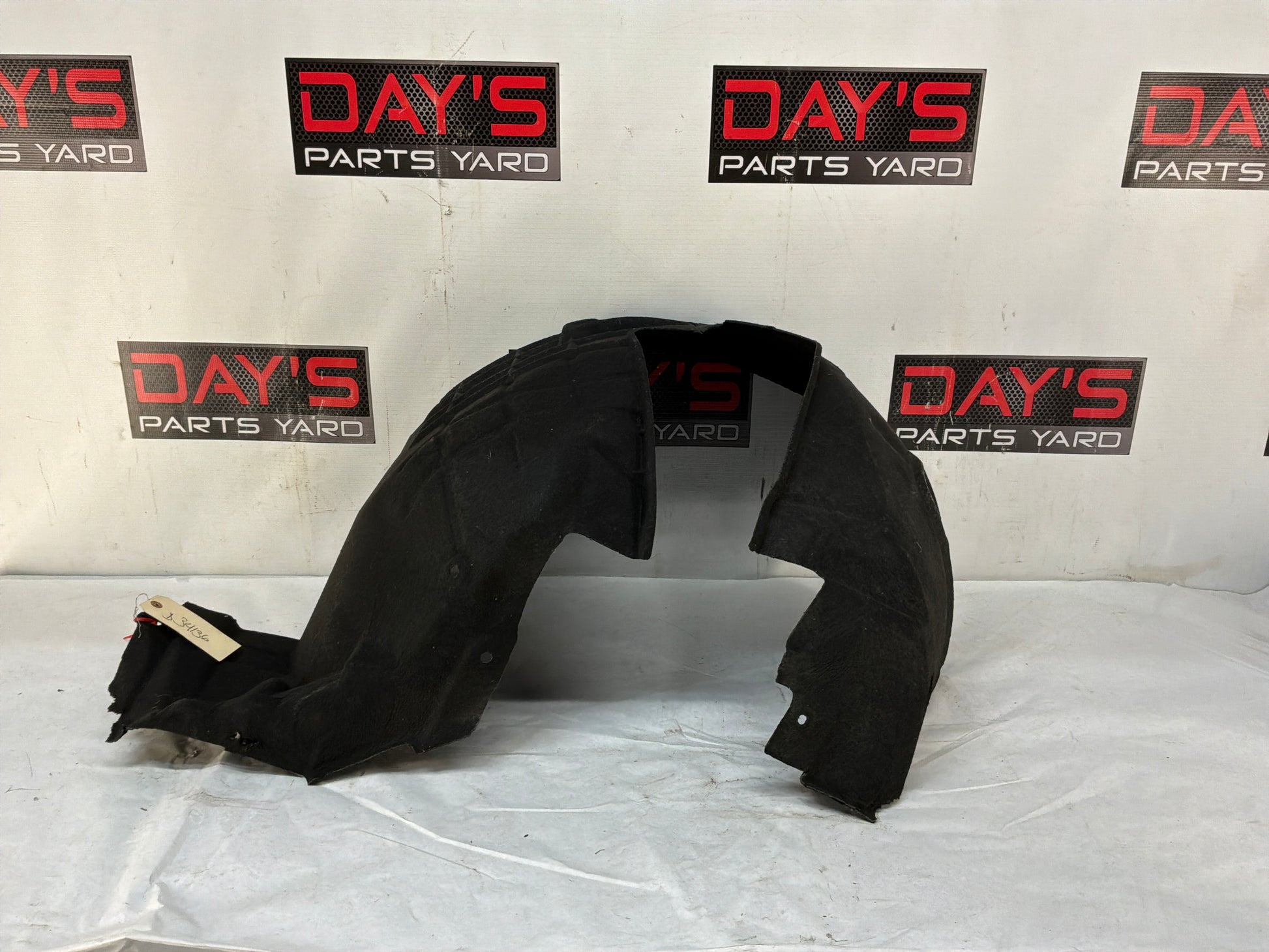2015 Chevy SS Sedan RH Passenger Front Fender Wheel Well House Liner OEM Damaged - Day's Parts Yard