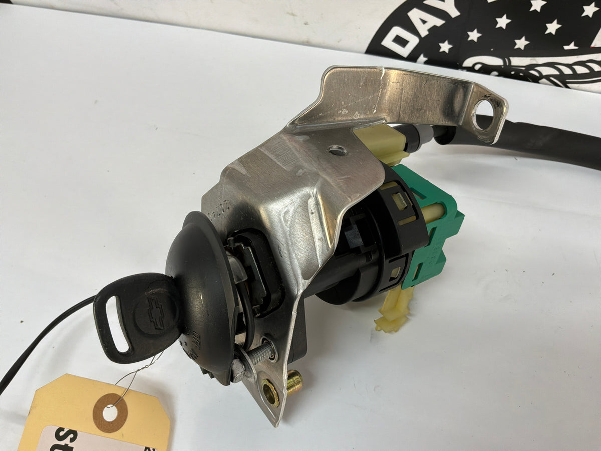 2002 Chevy C5 Corvette Ignition Switch w/ Key OEM