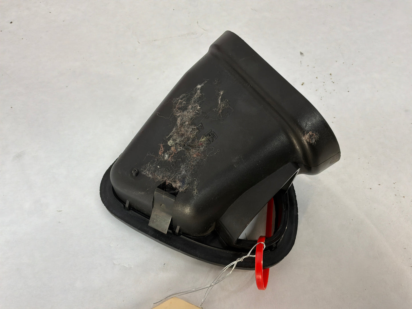 2005 Pontiac GTO RH Passenger Front Door Defroster Outlet Vent Duct OEM