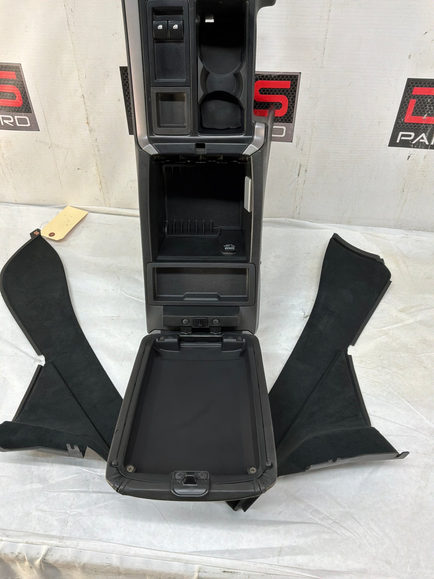 2004 Pontiac GTO Center Console Window Switch Shifter Bezel Armrest OEM