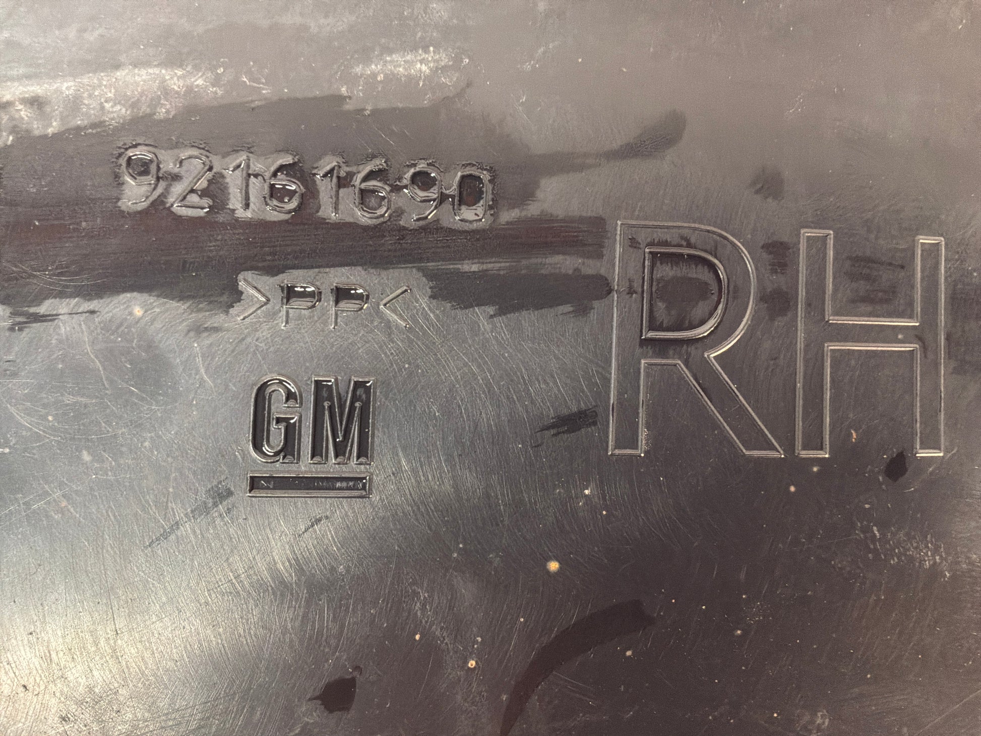 Rh front wheel liner - Day's Parts Yard