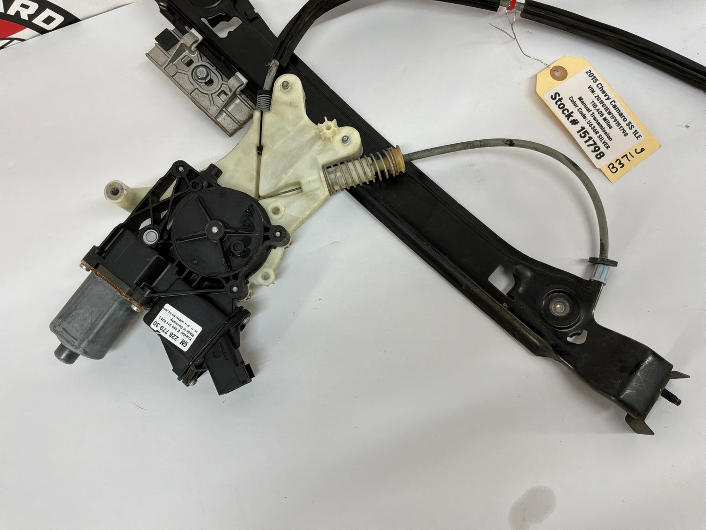 2015 Chevy Camaro SS 1LE RH Passenger Front Window Regulator Motor OEM