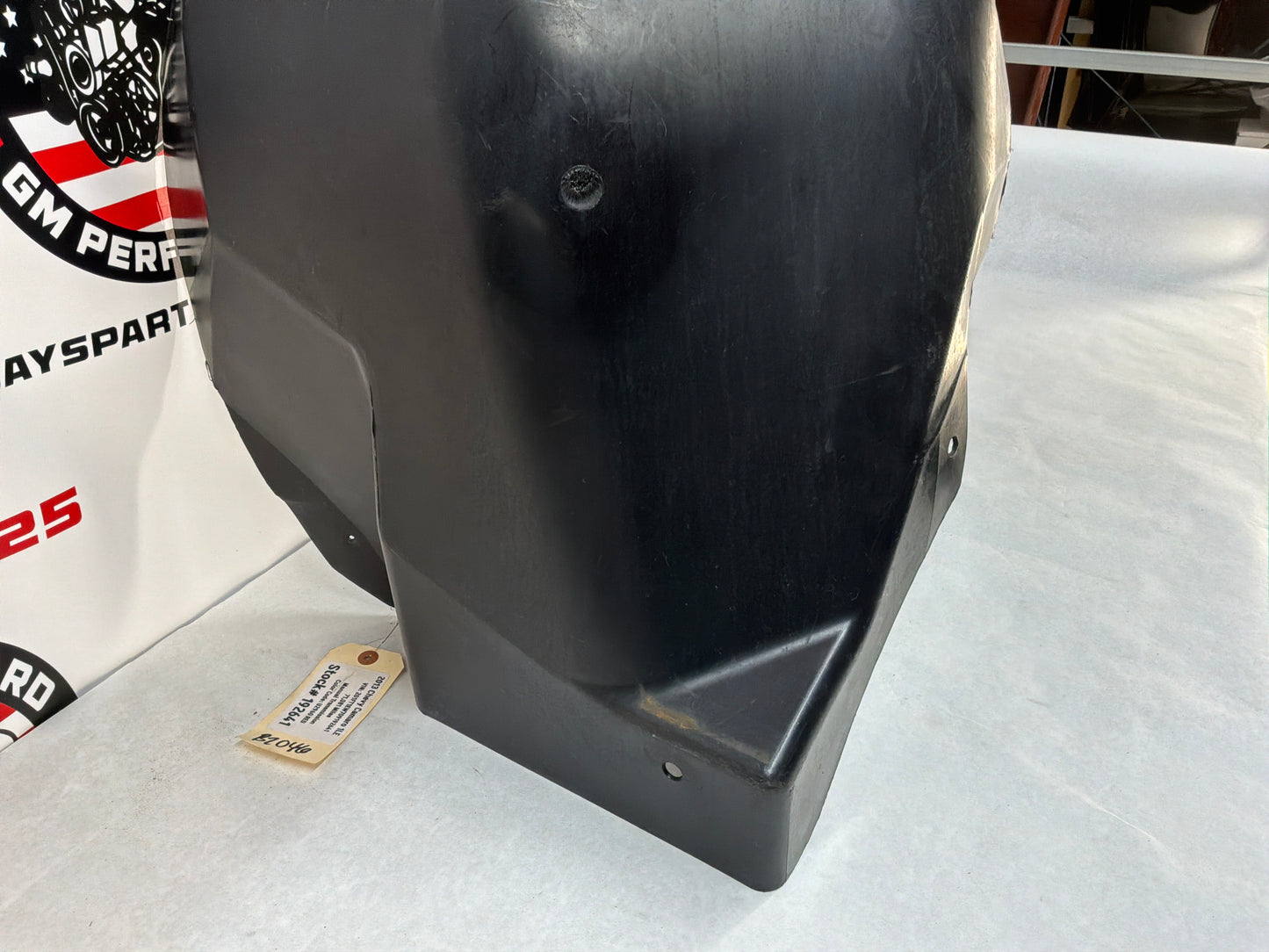 2013 Chevy Camaro 1LE LH Driver Front Fender Wheel House Well Liner OEM