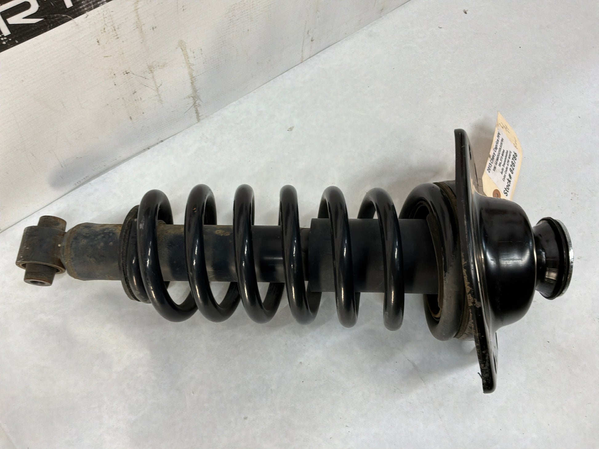Rear strut - Day's Parts Yard