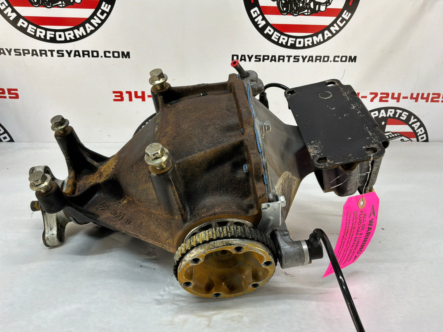 2005 Pontiac GTO Rear End Rearend Carrier Axle Differential 3.46 LSD OEM