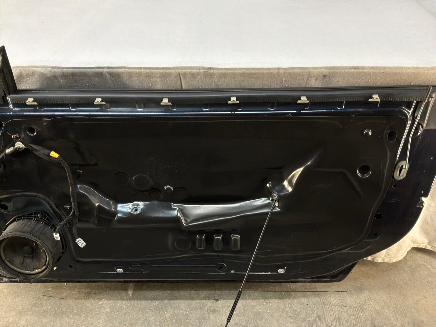2014 Chevy Camaro SS RH Passenger Front Exterior Door OEM