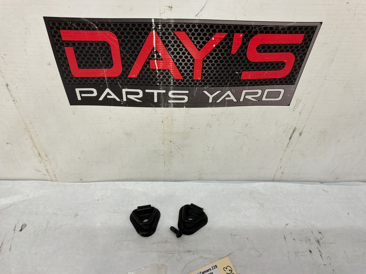 Cargo hooks - Day's Parts Yard