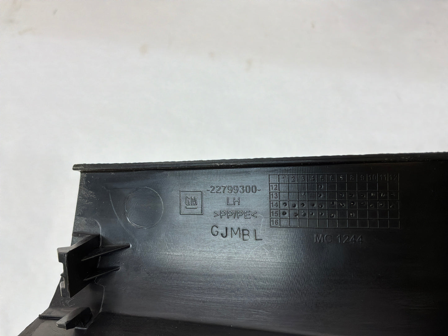 2016 Cadillac CTS-V LH Driver Rear Sill Kick Plate Trim OEM
