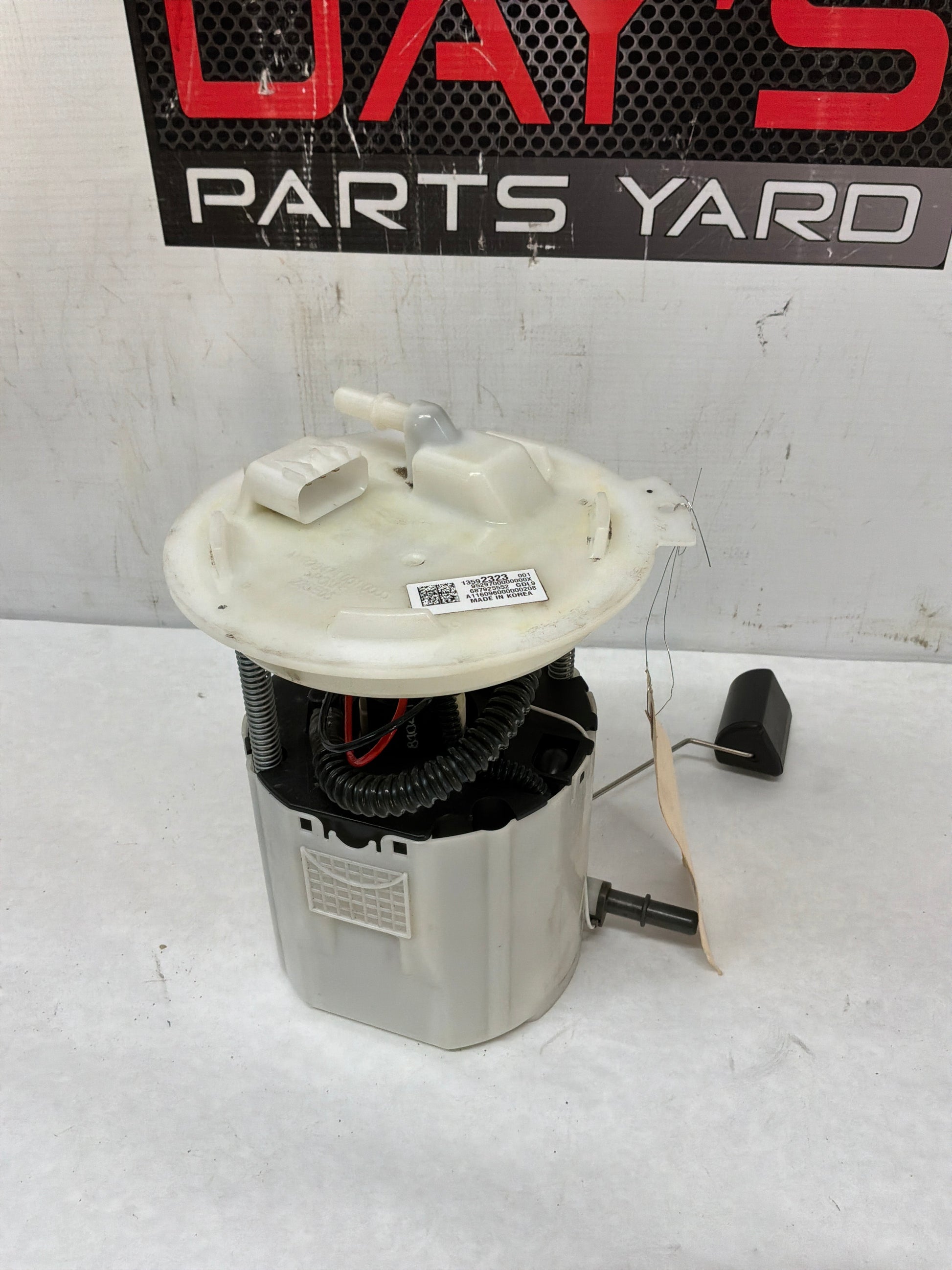 Fuel pump - Day's Parts Yard