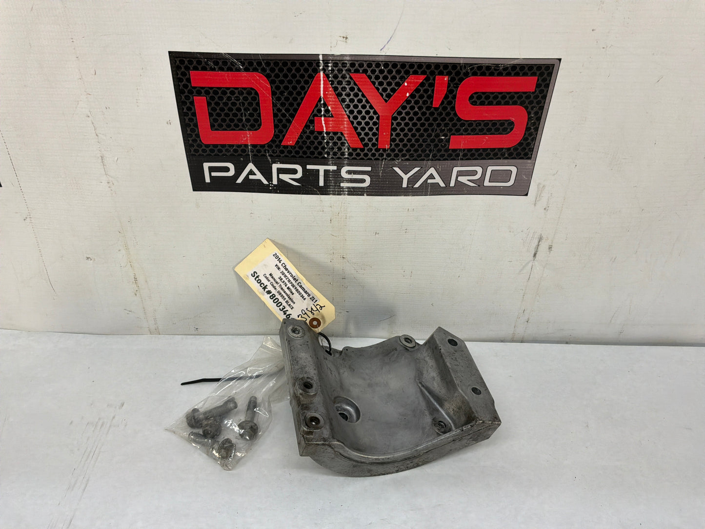 2013 Chevy Camaro ZL1 A/C Air Conditioner Compressor Bracket Mount w/ Hardware OEM