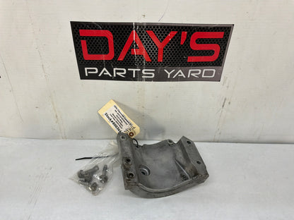 2013 Chevy Camaro ZL1 A/C Air Conditioner Compressor Bracket Mount w/ Hardware OEM