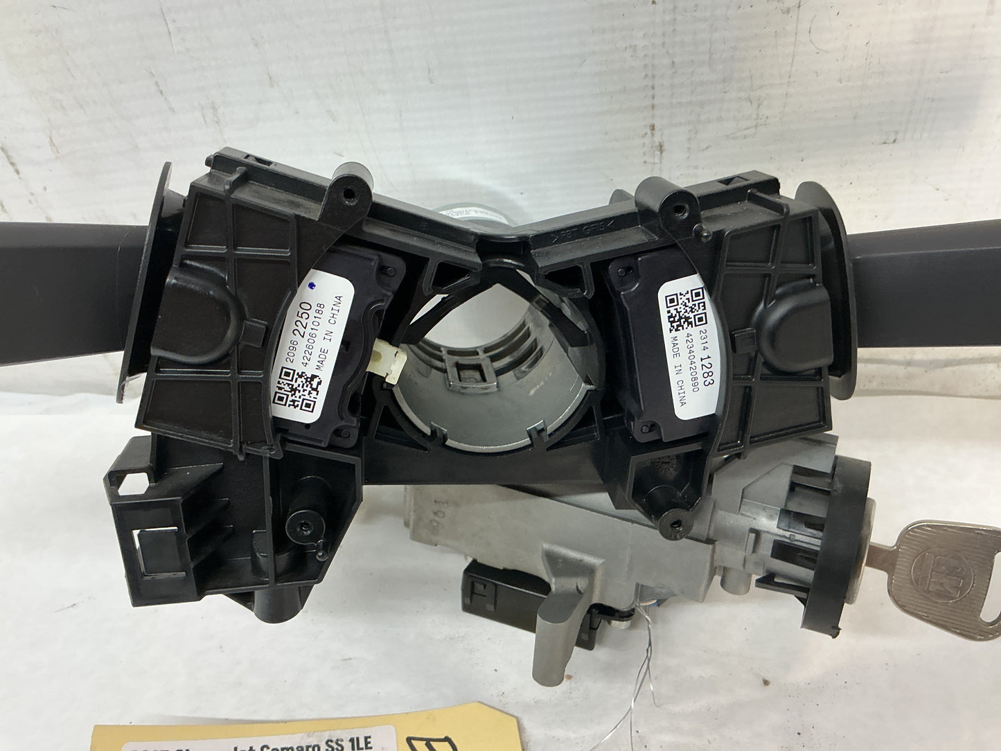 2015 Chevrolet Camaro SS 1LE Steering Column Ignition w/ Key Turn Signal Blinker Wiper Controls Arms OEM