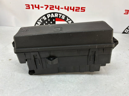 2013 Chevy Camaro 1LE Engine Bay Accessory Wiring Junction Fuse Relay Box Block OEM