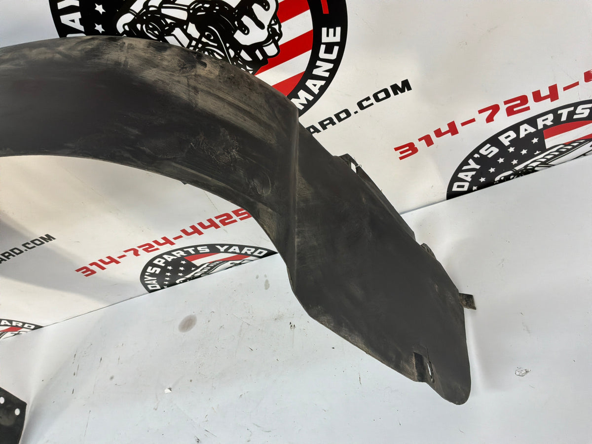 2006 Pontiac GTO LH Driver Front Fender Wheel House Well Liner OEM
