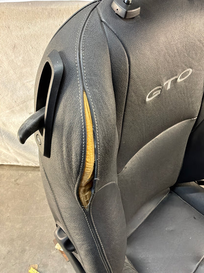 2006 Pontiac GTO Seats Front and Rears Black Leather OEM
