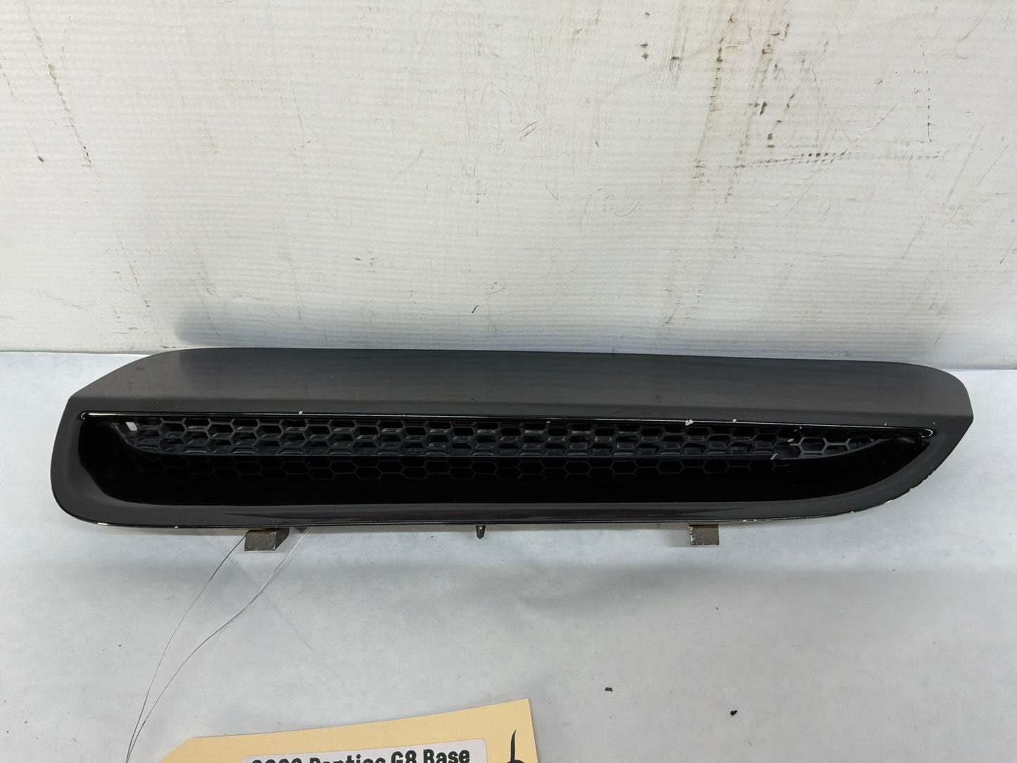 Lh hood vent - Day's Parts Yard