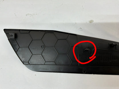 2017 Chevy SS Sedan RH Passenger Center Console Side Trim Extension Panel Molding OEM