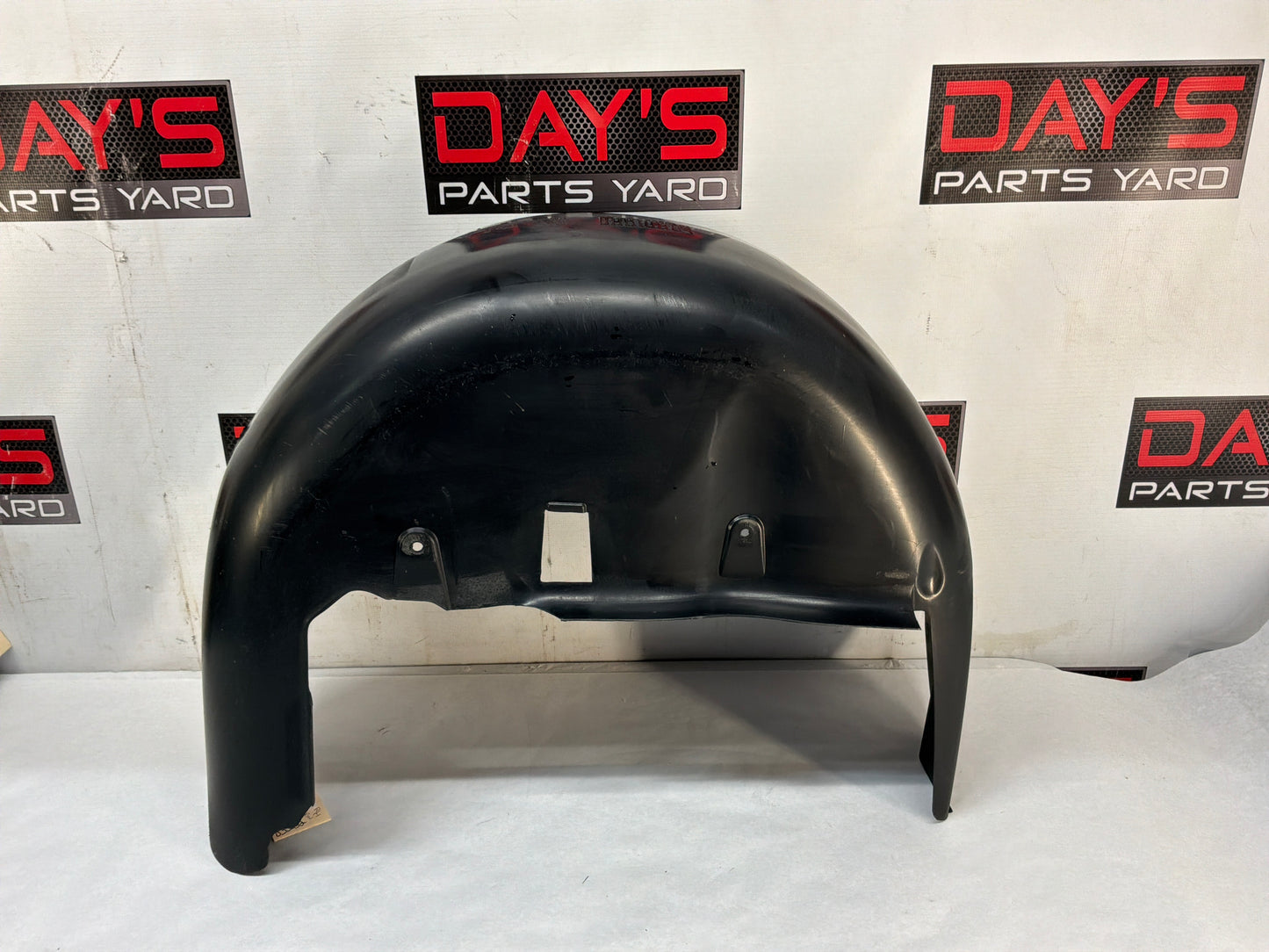 Rear rh wheel liner - Day's Parts Yard