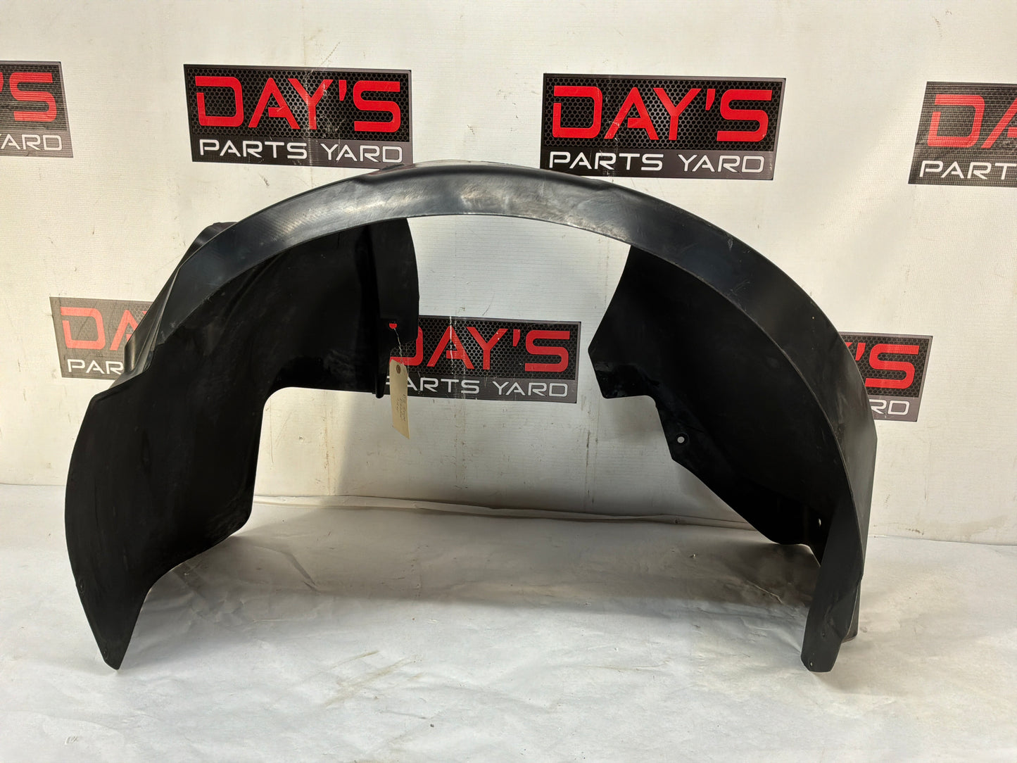 2013 Chevy Camaro LH Driver Front Fender Wheel House Well Liner OEM