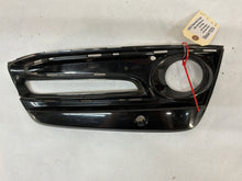 2015 Chevy SS Sedan RH Passenger Fog Running Light Lamp Opening Cover Bezel OEM