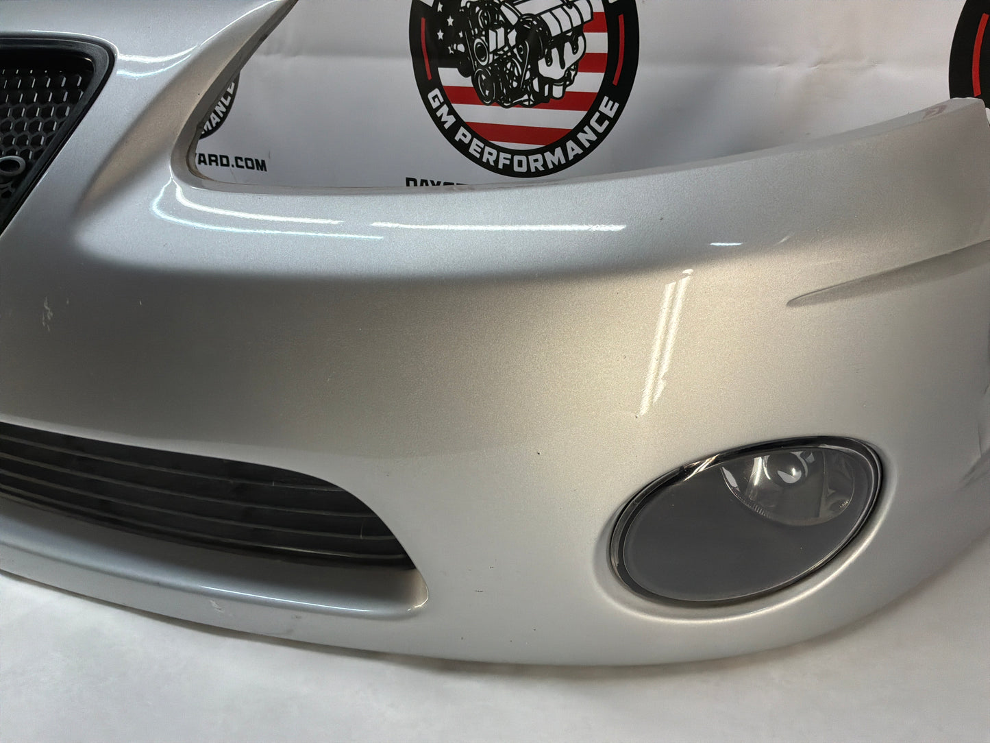 2005 Pontiac GTO Front Bumper Cover Fascia Silver OEM