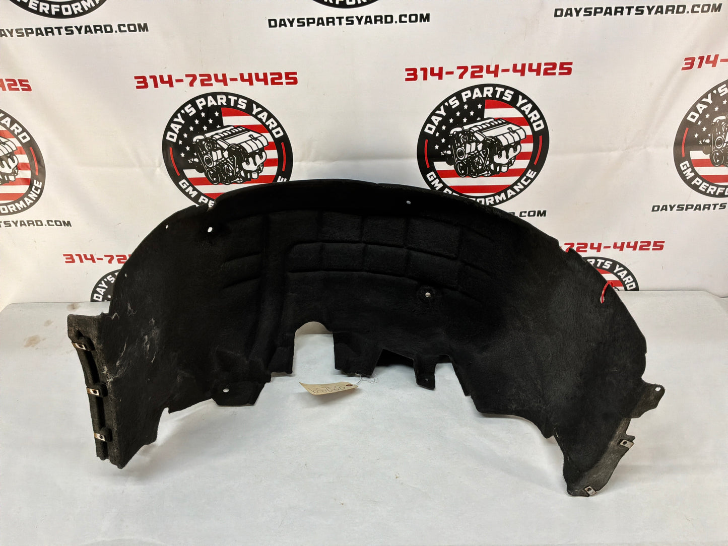 2016 Cadillac CTS-V RH Passenger Rear Fender Wheel House Well Liner OEM