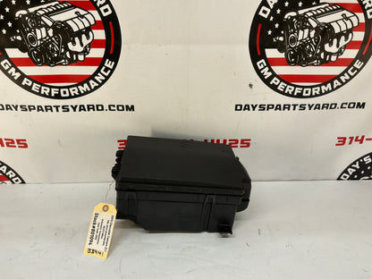 2013 Chevy Camaro ZL1 Engine Motor Bay Fuse Relay Accessory Wiring Junction Box Block OEM