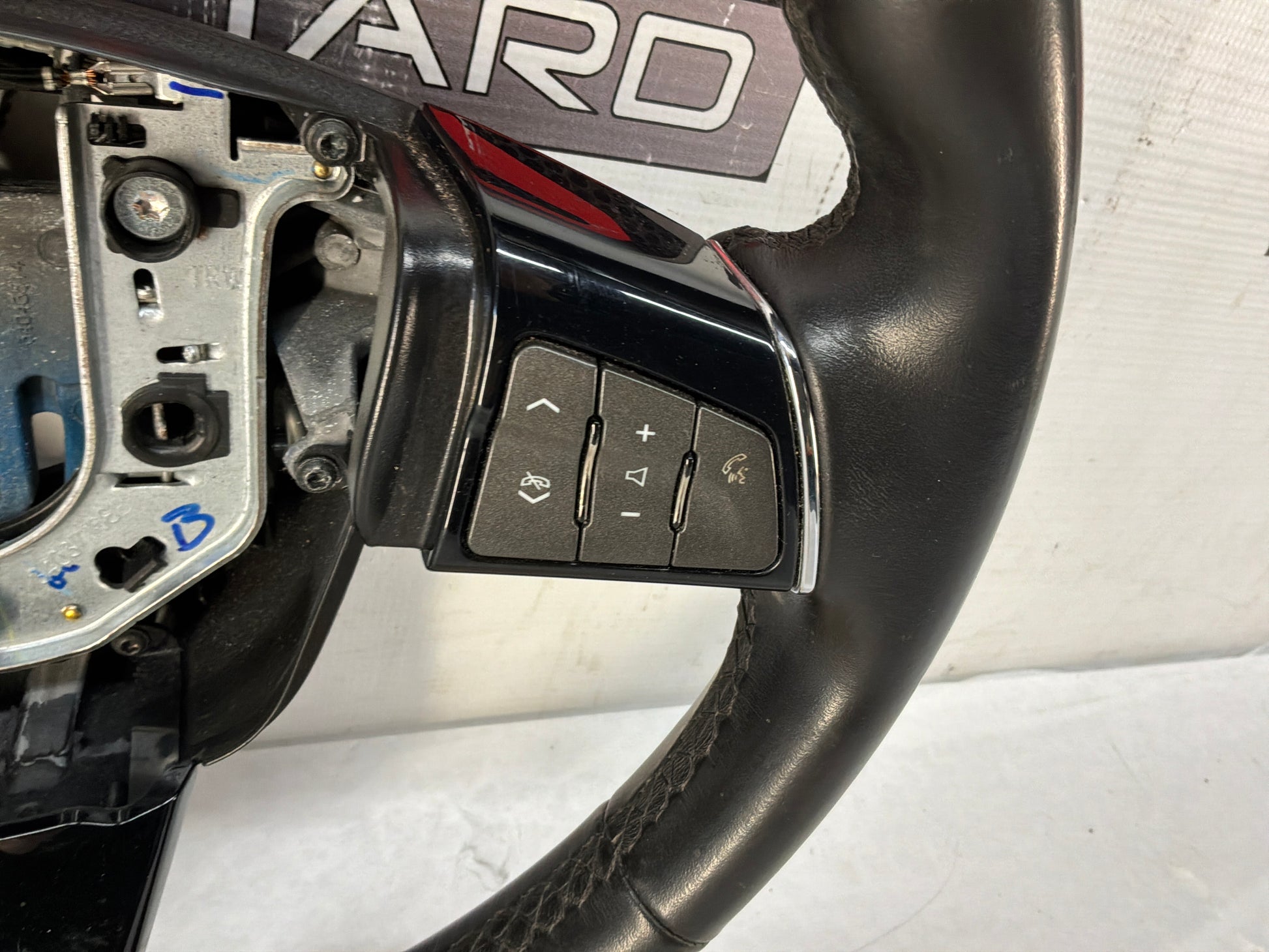 Steering wheel - Day's Parts Yard
